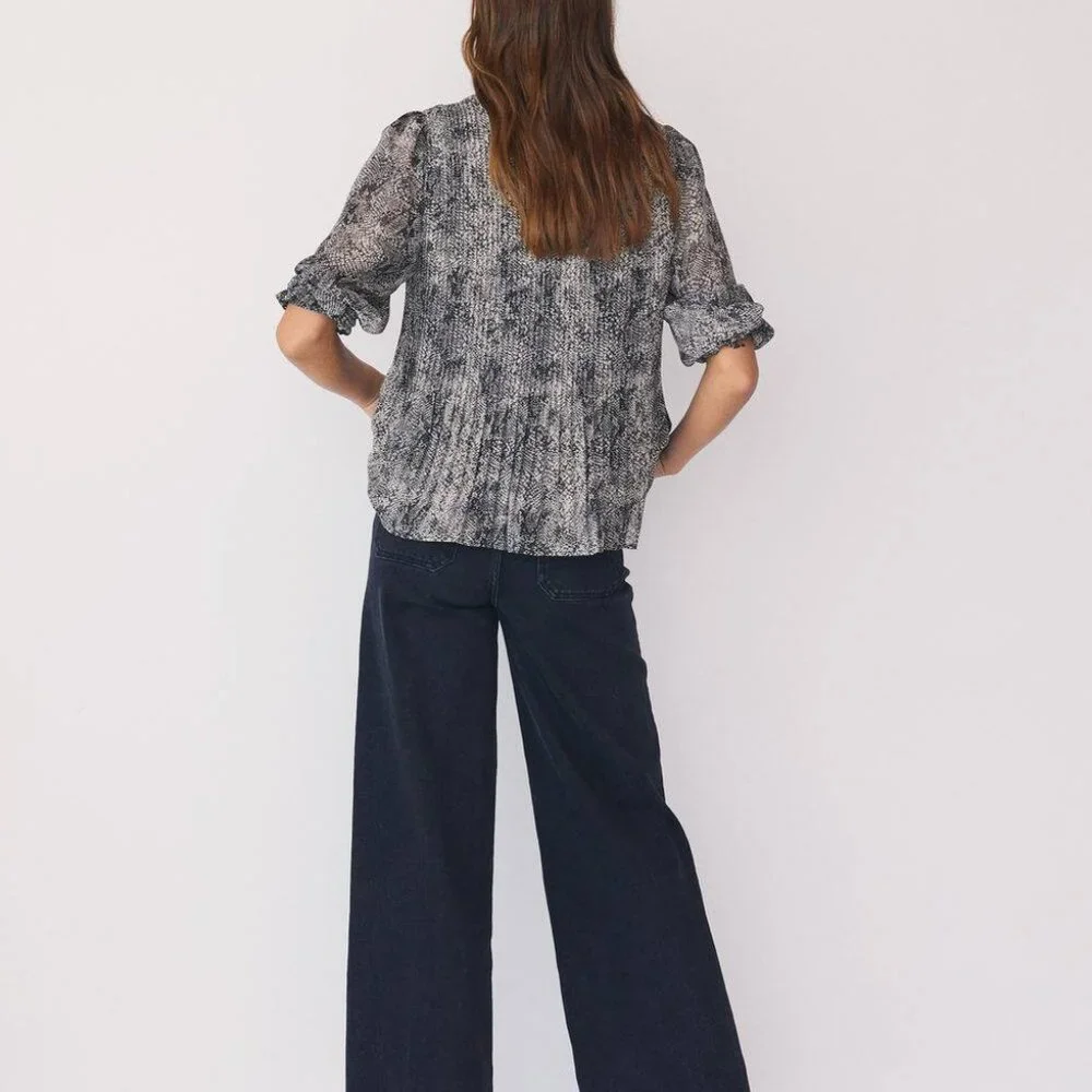 Mango Printed pleated blouse - Size 4 - Picture 9 of 16